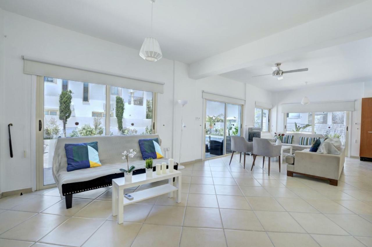פרוטאראס Blue Sea Villa מראה חיצוני תמונה