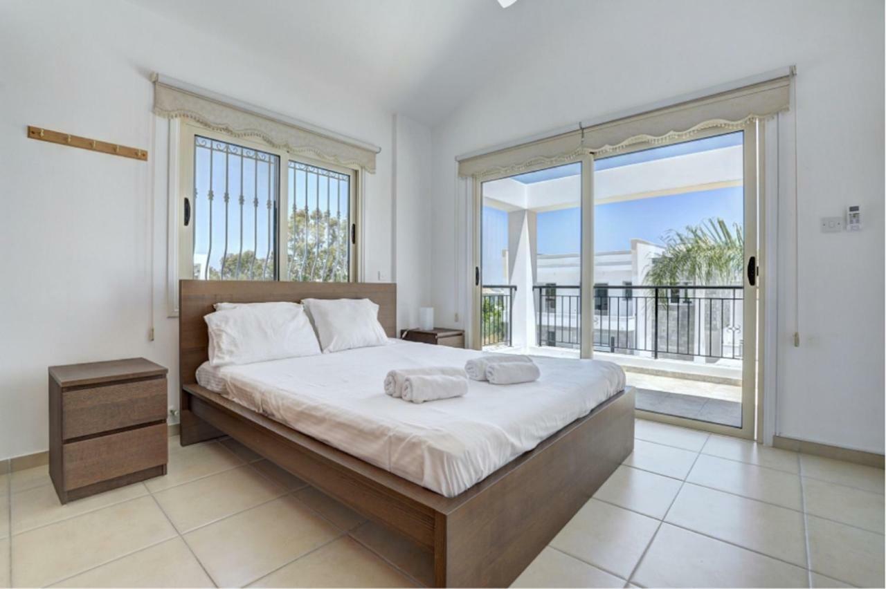 פרוטאראס Blue Sea Villa מראה חיצוני תמונה