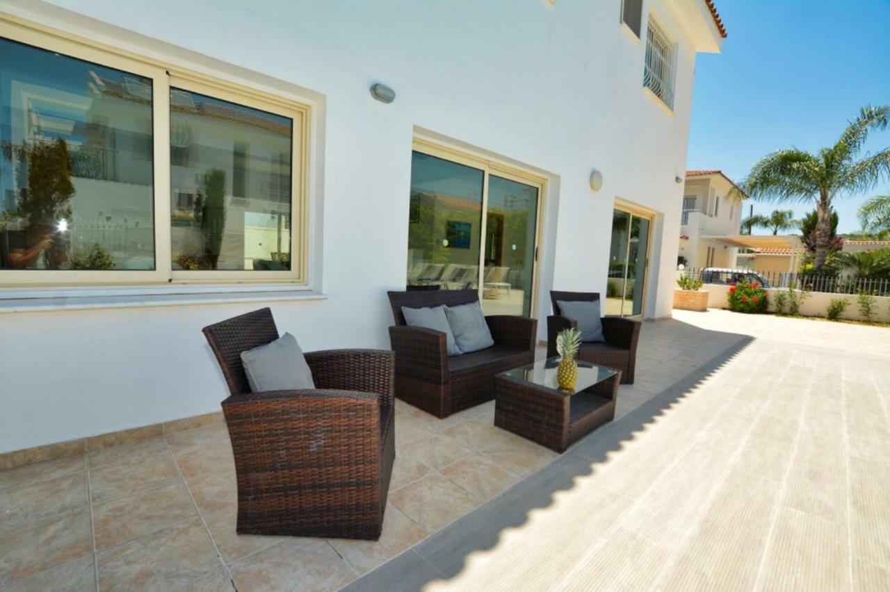 פרוטאראס Blue Sea Villa מראה חיצוני תמונה
