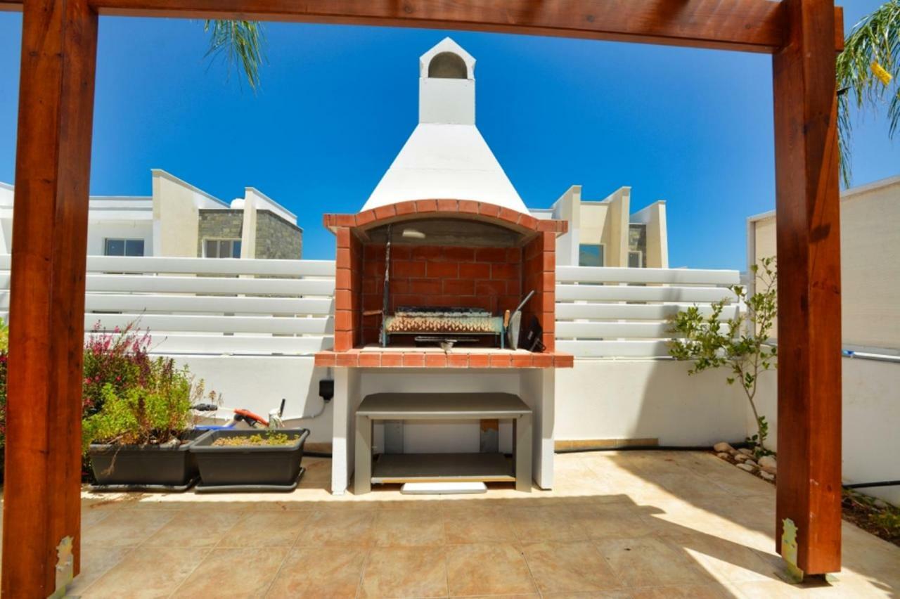 פרוטאראס Blue Sea Villa מראה חיצוני תמונה