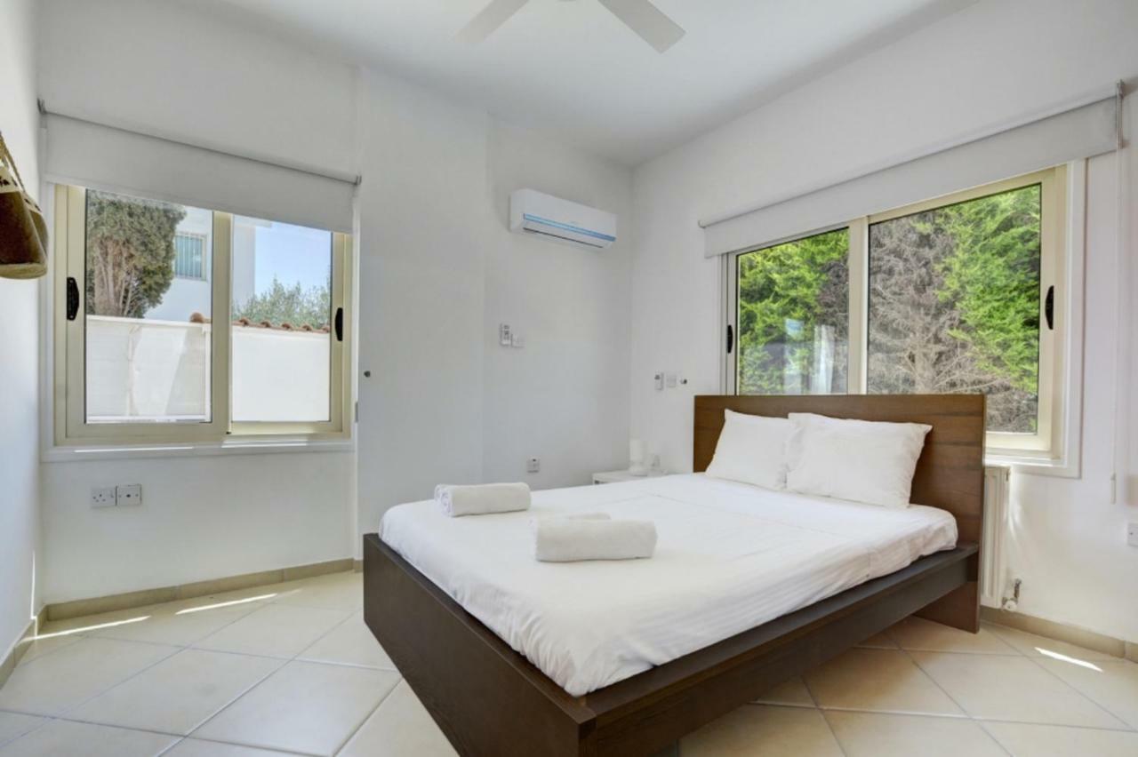 פרוטאראס Blue Sea Villa מראה חיצוני תמונה