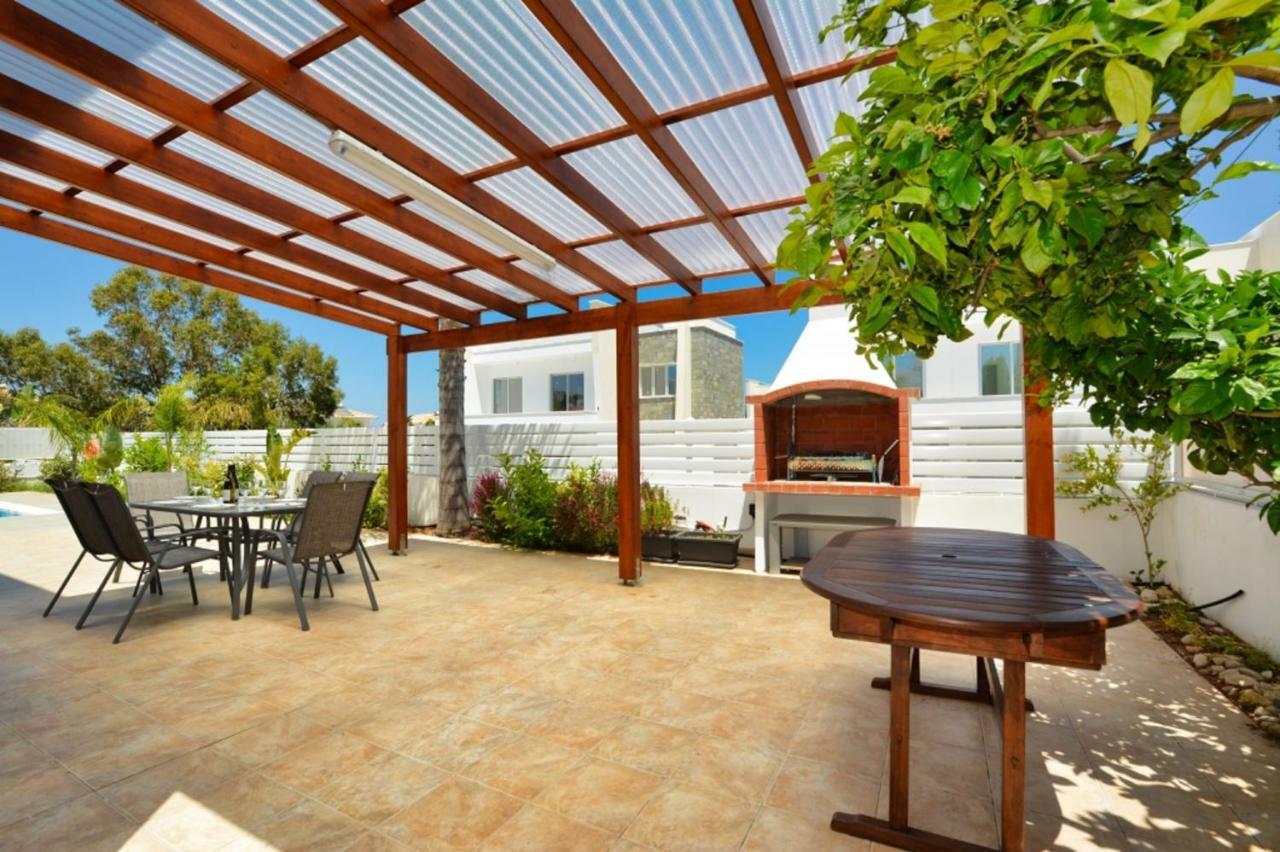 פרוטאראס Blue Sea Villa מראה חיצוני תמונה